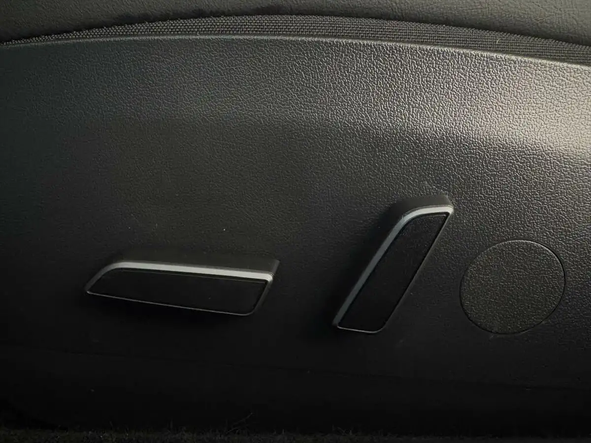 2021-tesla-model-3-e-long-range-awd-big-14