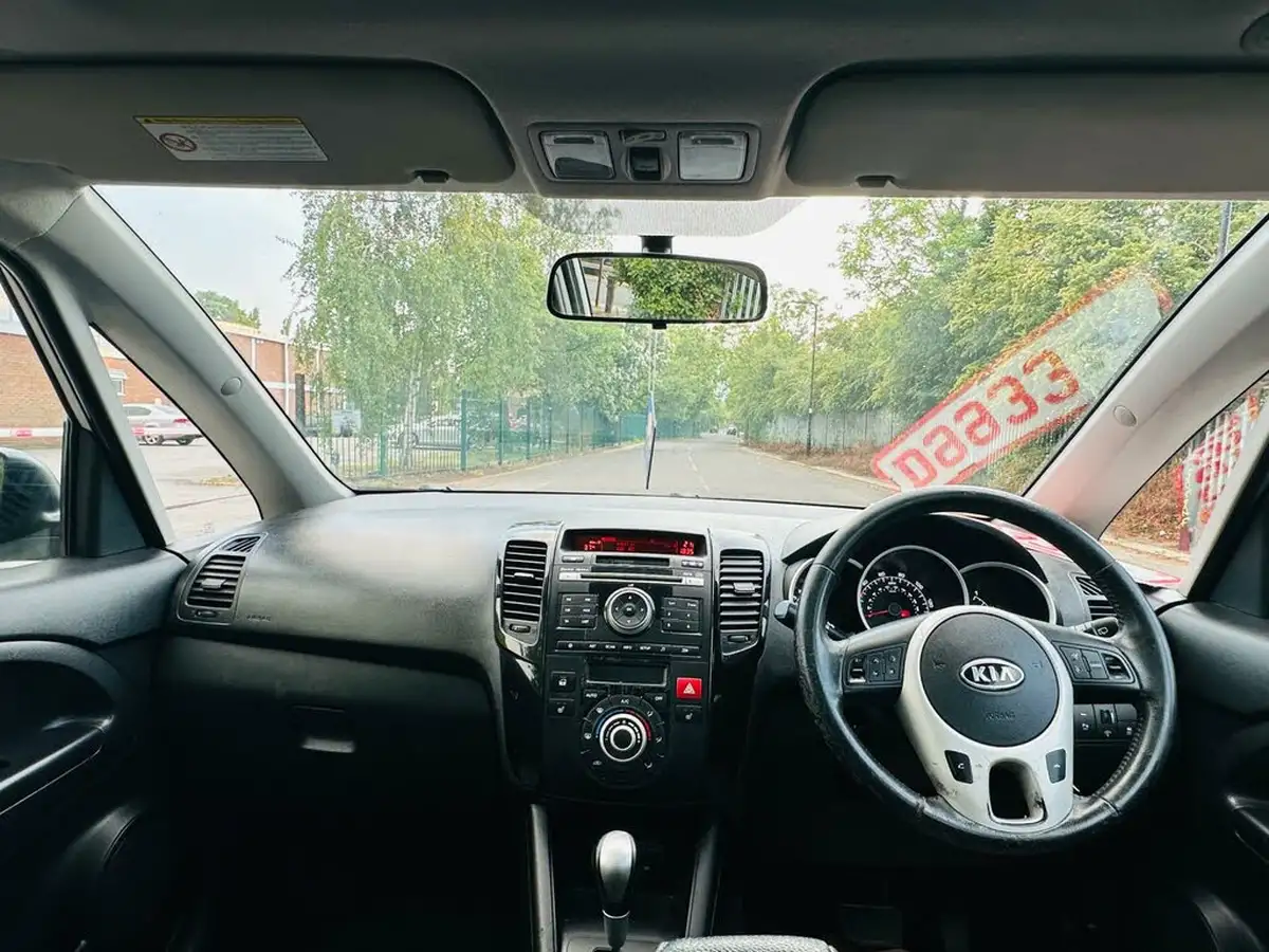 2012-kia-venga-16-3-auto-big-27
