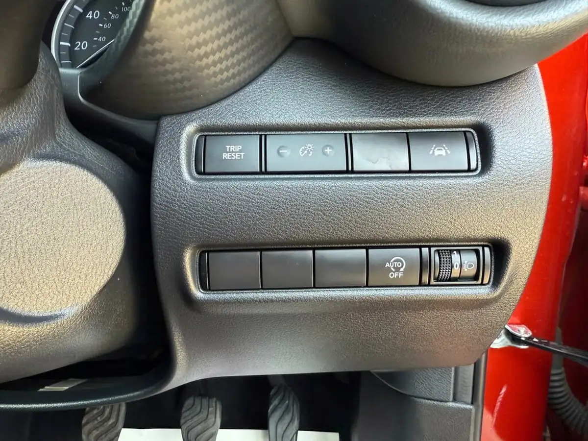 2020-nissan-juke-10-dig-t-n-connecta-117ps-big-14
