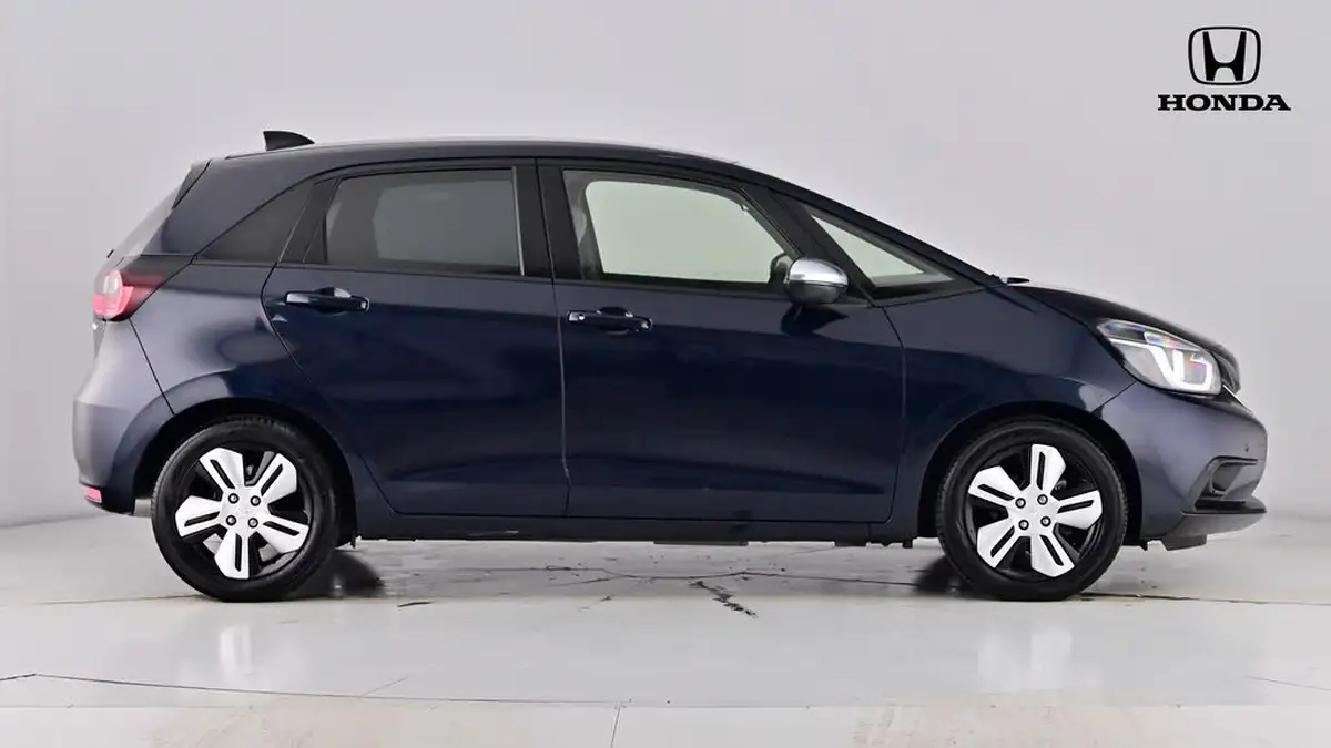 2022-honda-jazz-15-i-mmd-ex-107ps-big-2