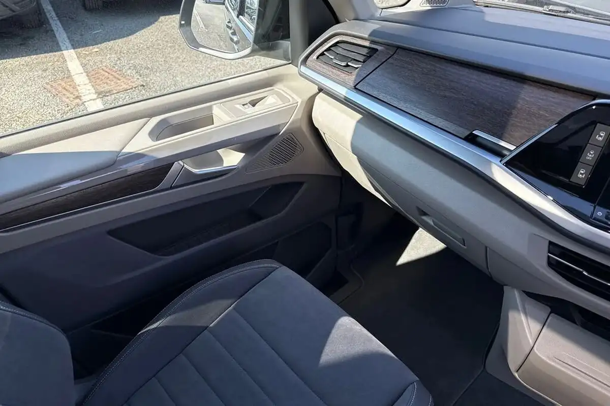 2024-volkswagen-multivan-14-tsi-style-standard-big-19