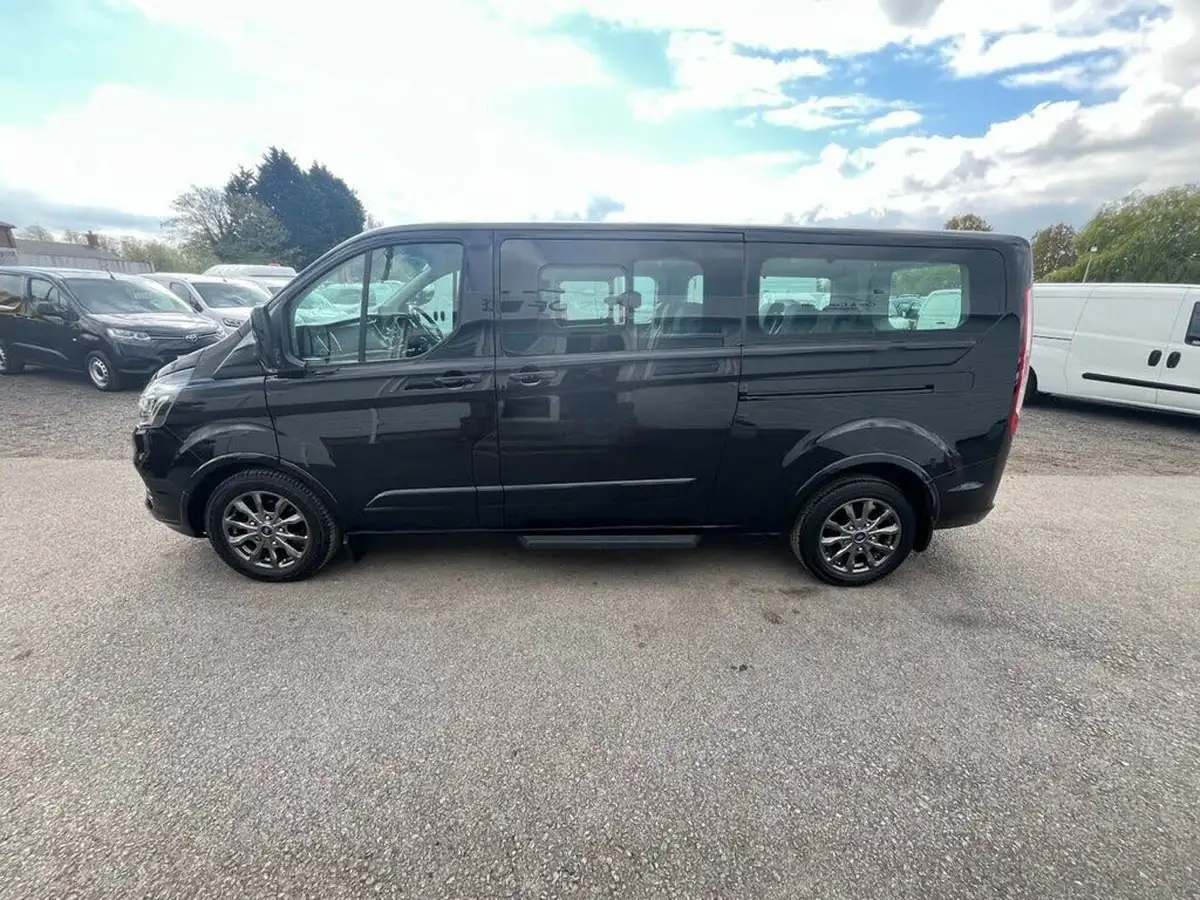 2021-ford-tourneo-custom-20tdci-320-l2-titanium-x-mhev-185pseu6dt-big-3