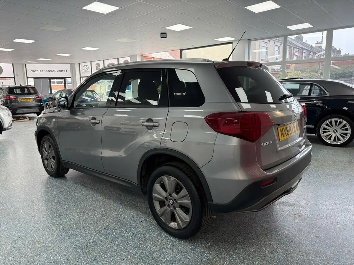 2018-suzuki-vitara-10-boosterjet-sz-t-big-12