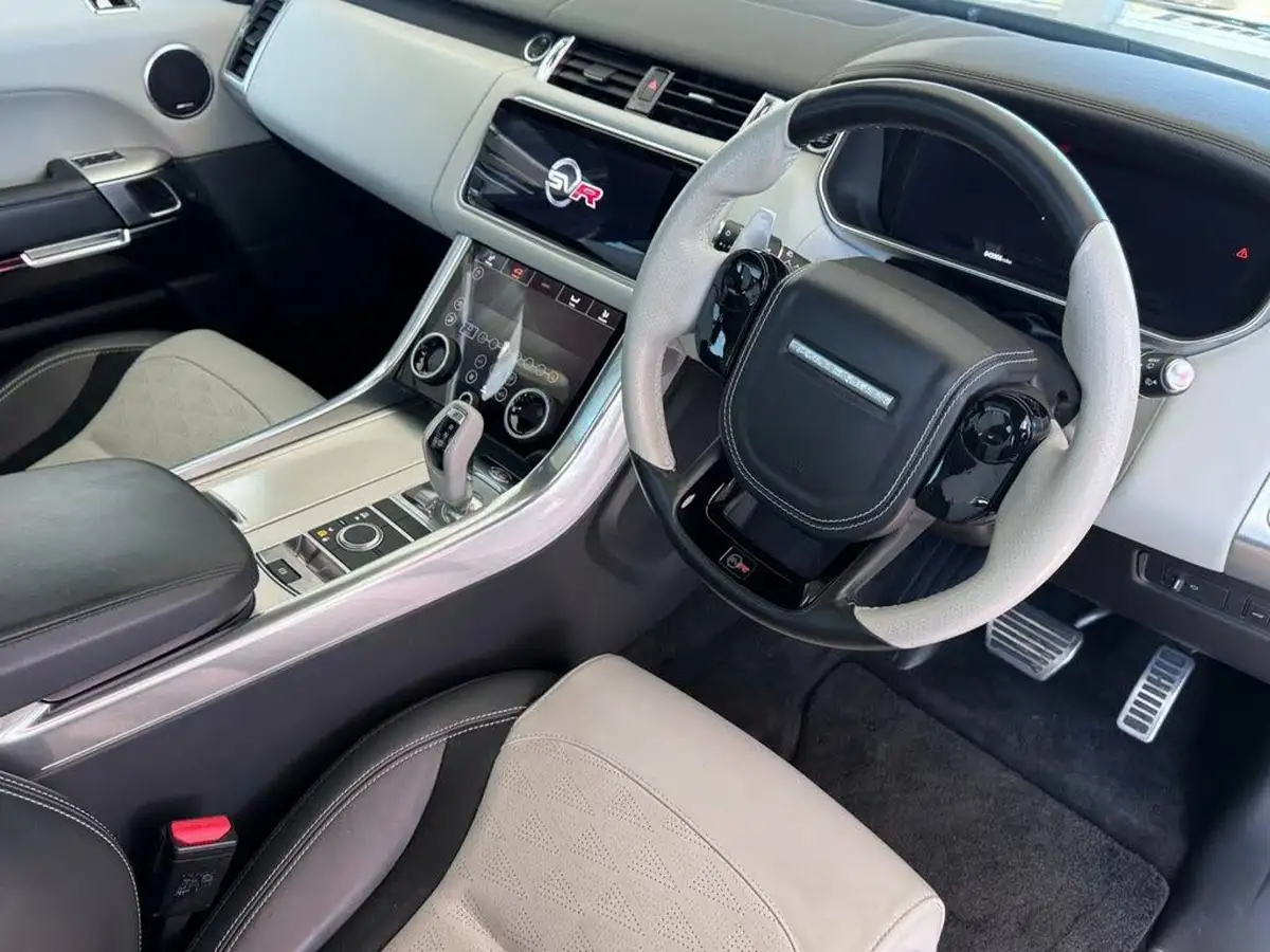 2020-land-rover-range-rover-sport-50-v8-p575-svr-awd-big-9