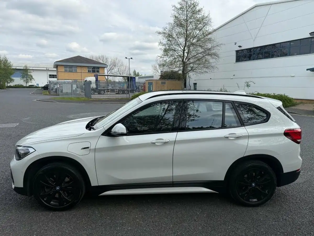 2022-bmw-x1-15-xdrive-25e-phev-sport-big-7