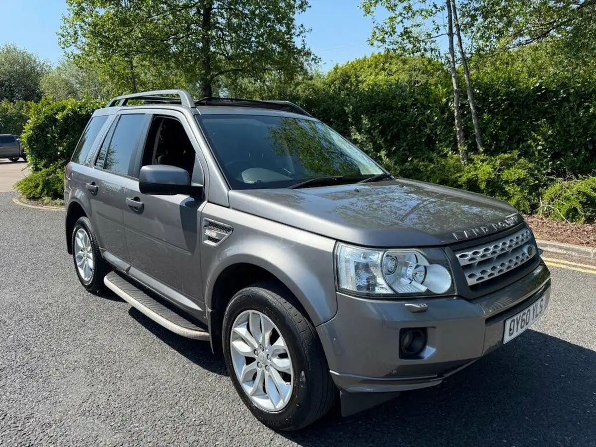 2010-land-rover-freelander-2-22sd4-hse-big-0