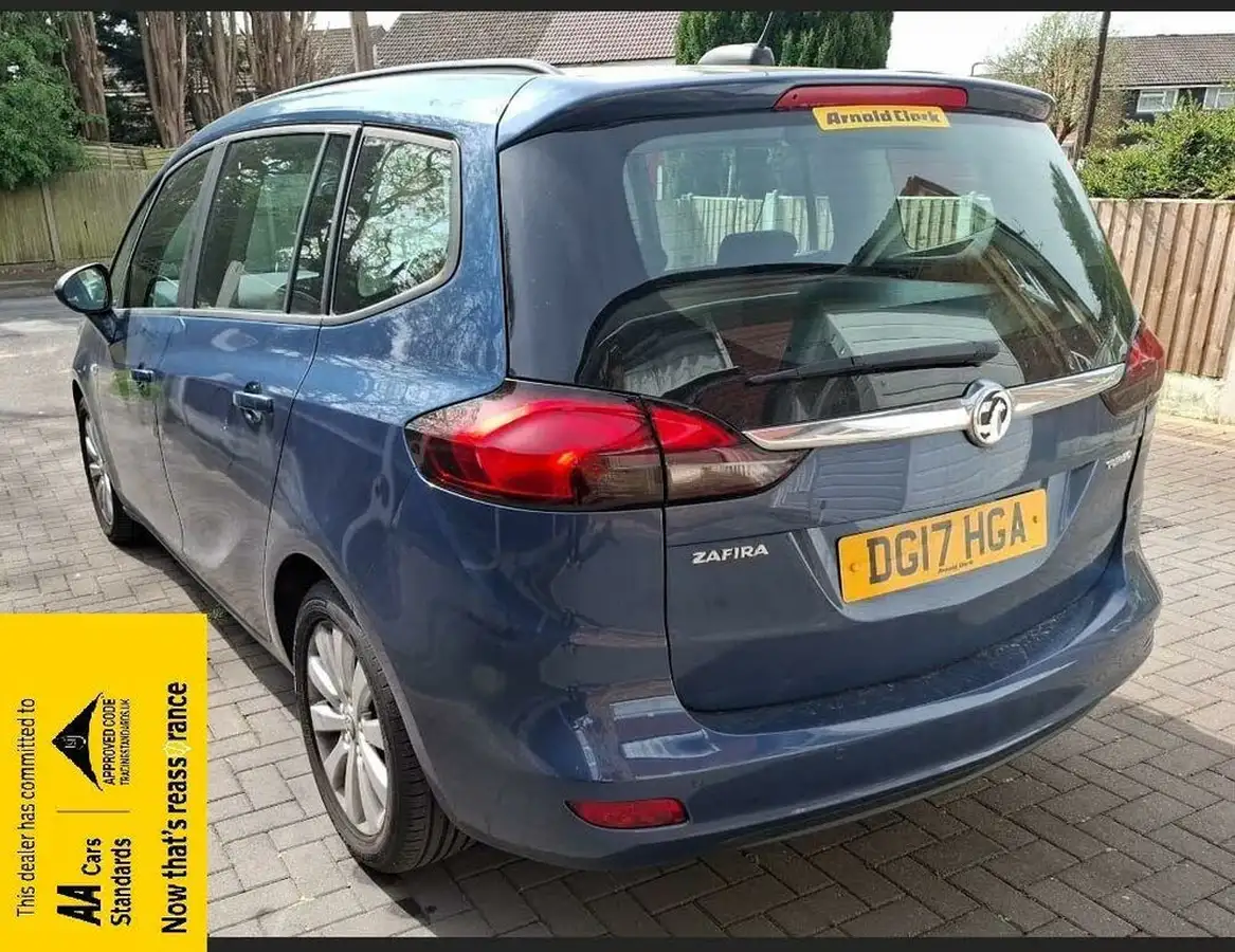 2017-vauxhall-zafira-tourer-14i-16v-turbo-design-auto-big-2