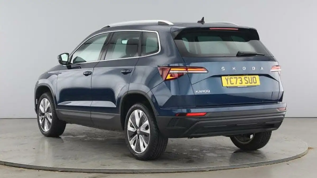 2023-skoda-karoq-15-tsi-se-l-dsg-big-2