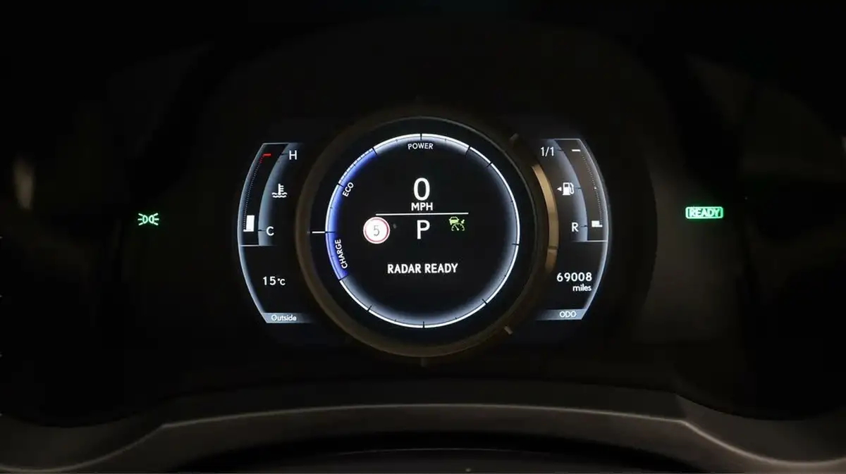 2018-lexus-is-300h-25-f-sport-lexus-navigation-big-10