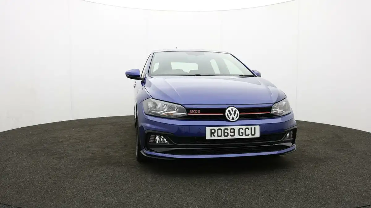 2019-volkswagen-polo-20-tsi-gti-big-43