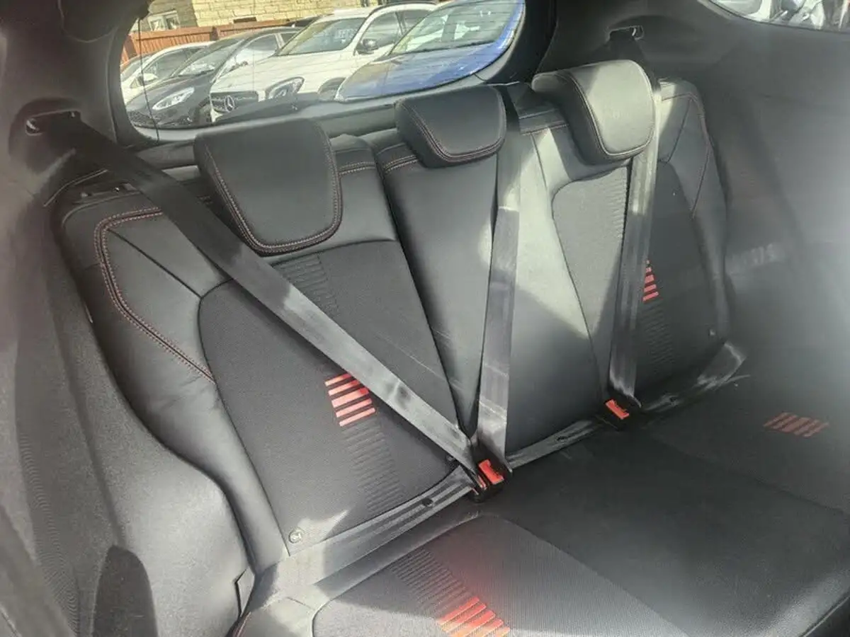 2018-ford-fiesta-big-24