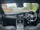 2022-alfa-romeo-giulia-20-veloce-small-18
