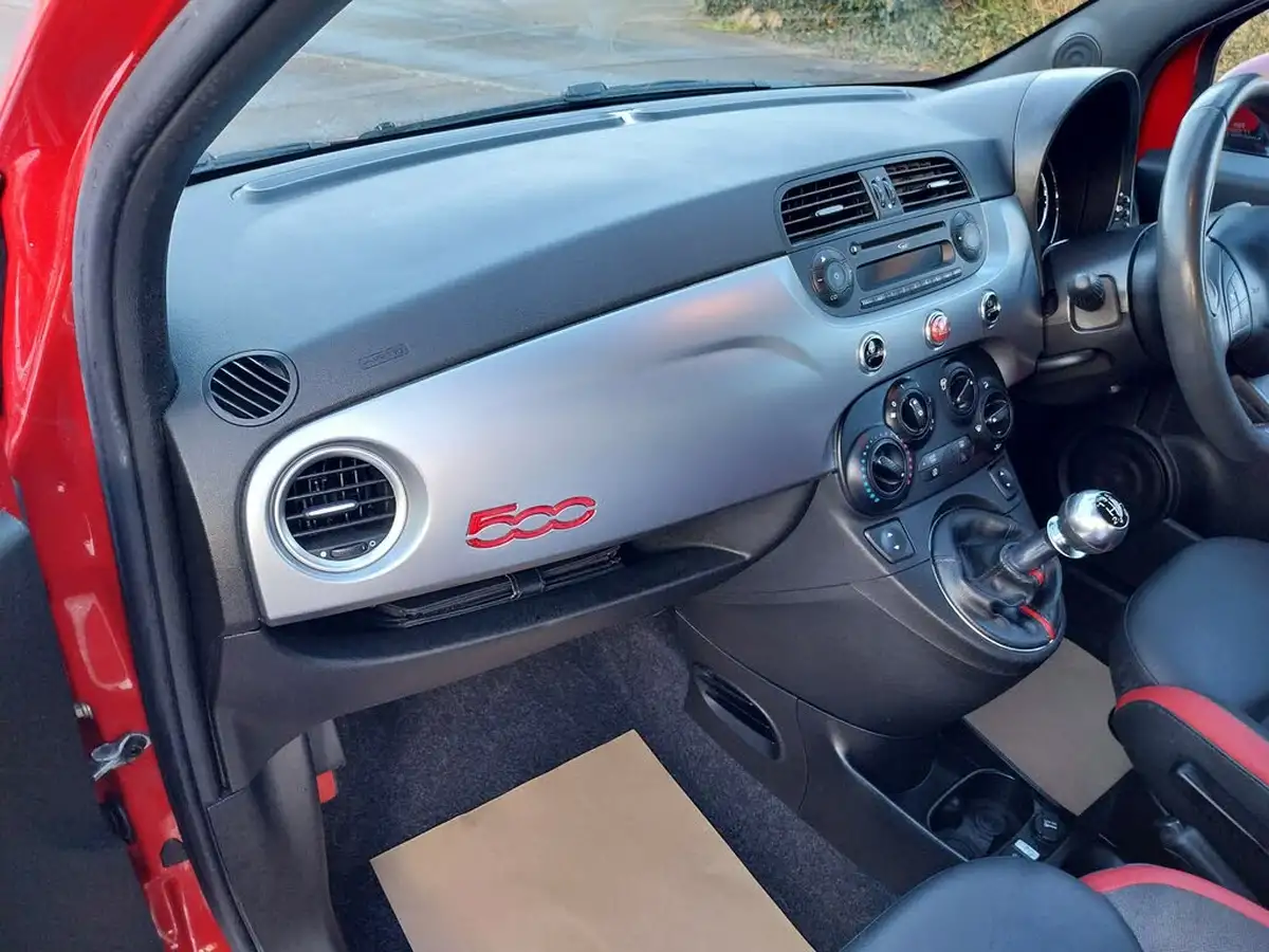 2015-fiat-500-12-s-big-15