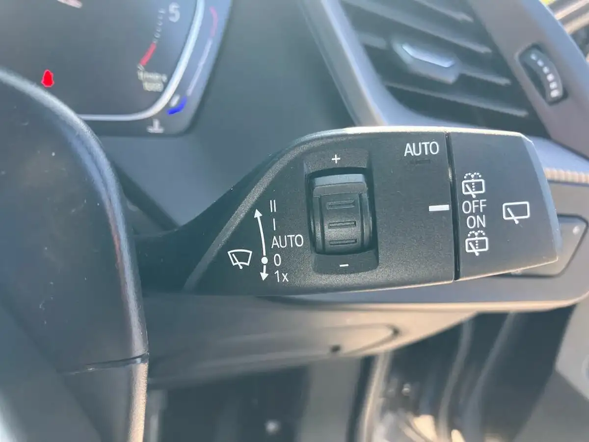 2020-bmw-1-series-15td-116d-m-sport-dct-big-28