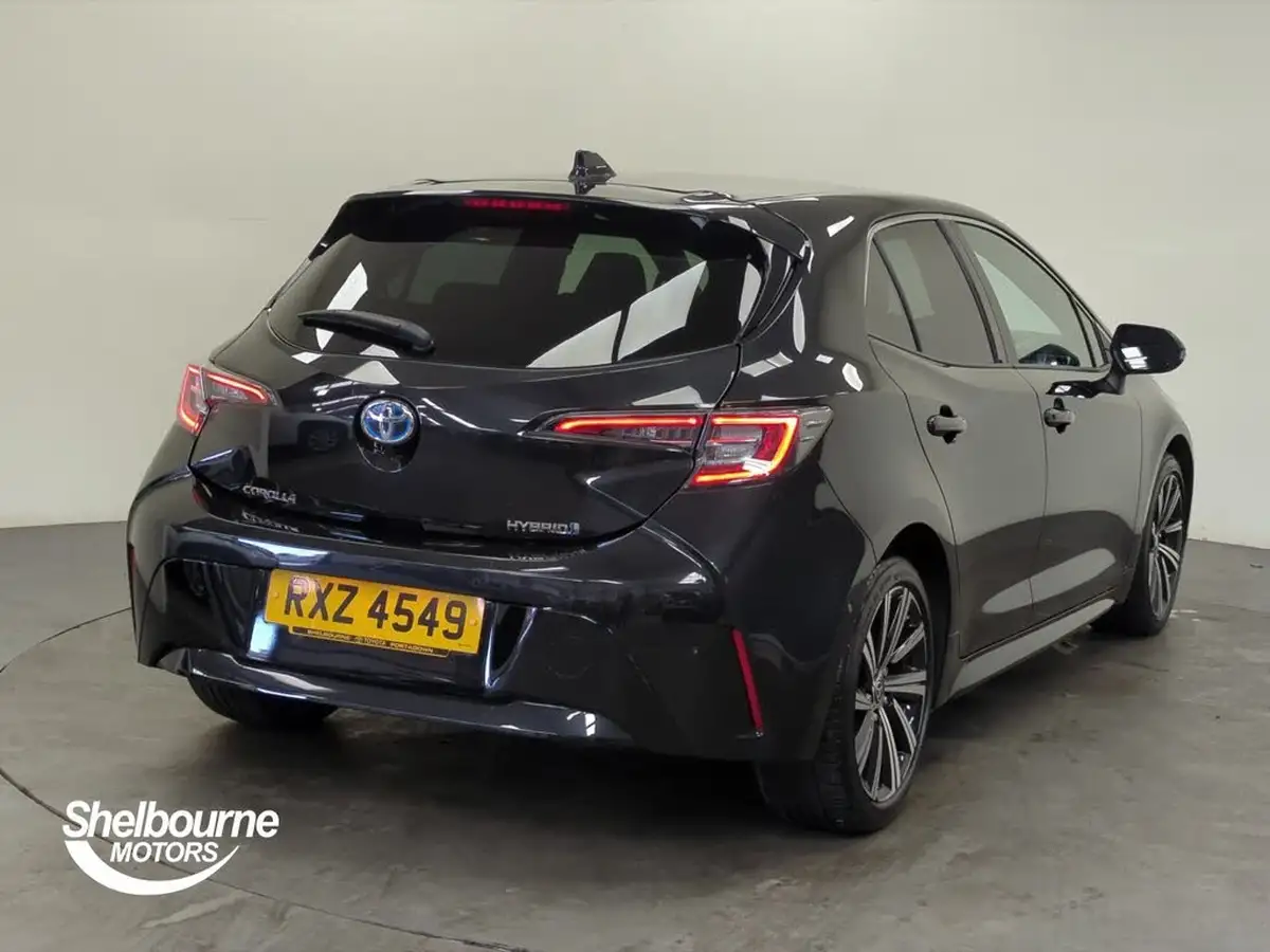 2022-toyota-corolla-18-vvt-i-design-120bhp-trk-hatchback-5d-big-11