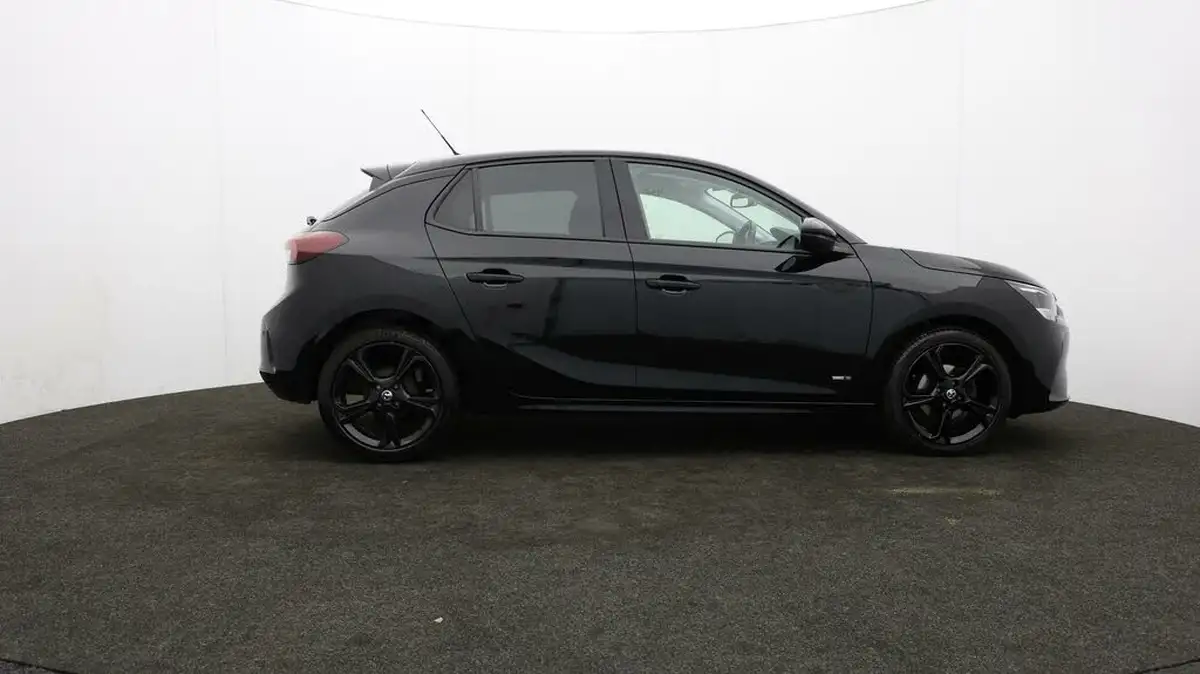 2021-vauxhall-corsa-12i-griffin-edition-big-30