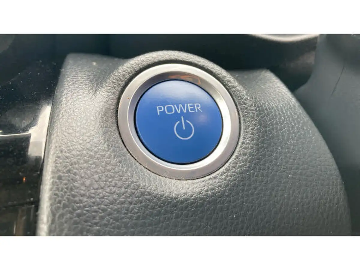 2023-toyota-yaris-cross-15-vvt-i-icon-big-38