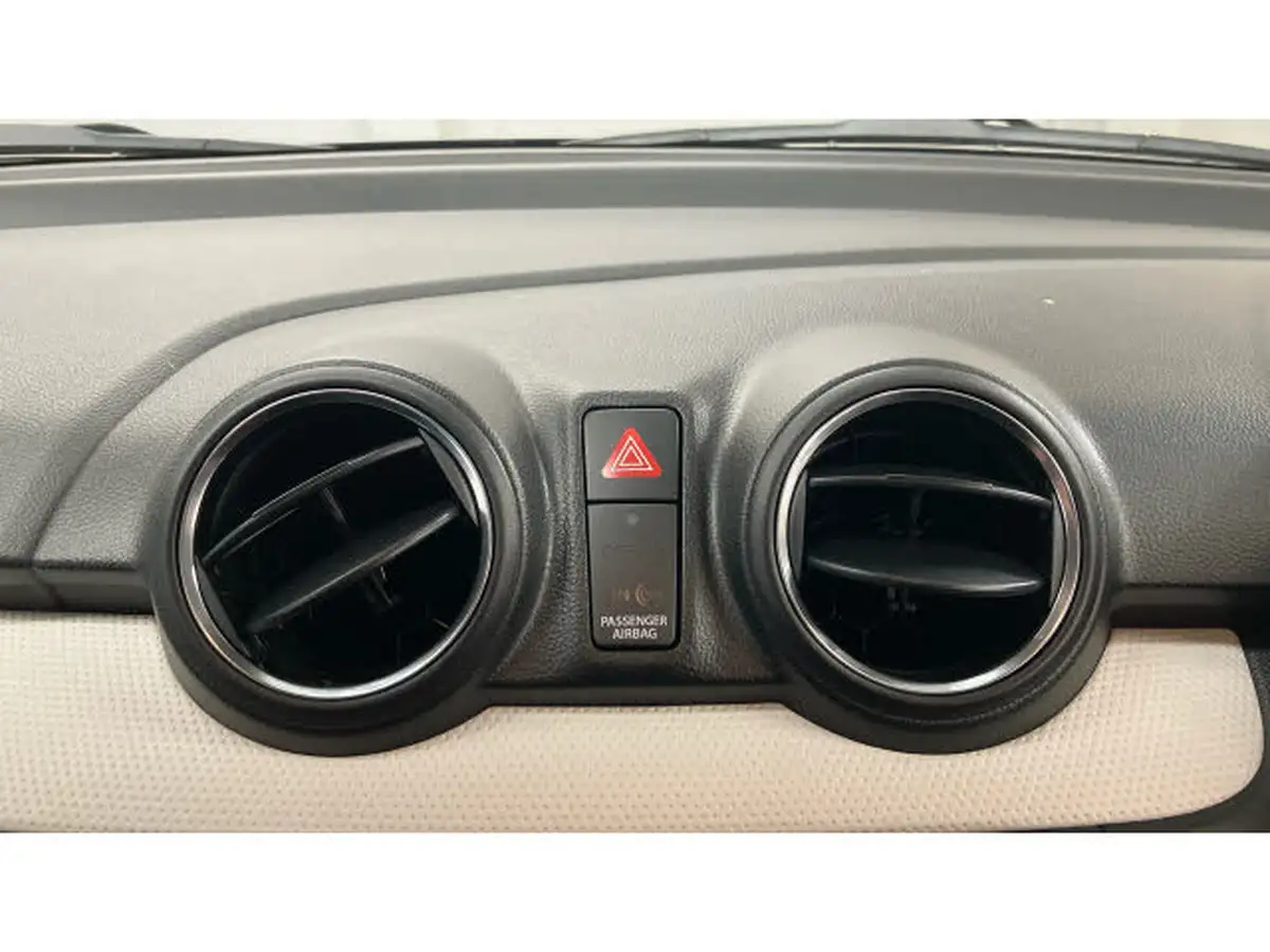 2023-suzuki-swift-12-dualjet-sz-t-big-42