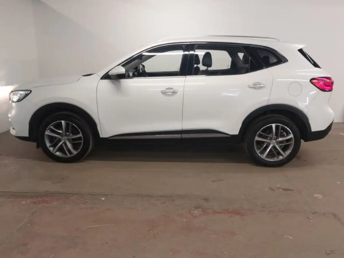 2022-mg-hs-15t-gdi-excite-162ps-big-3