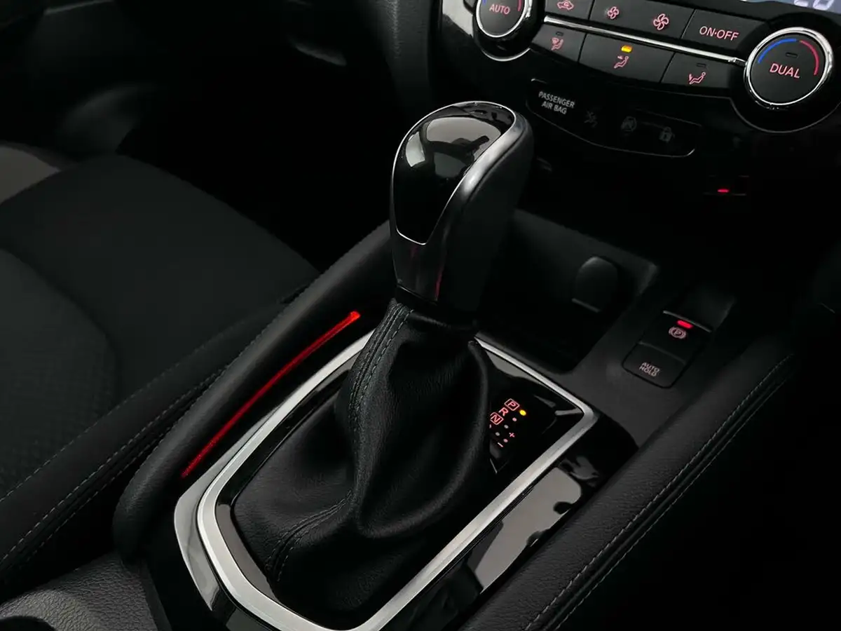 2021-nissan-qashqai-13-dig-t-n-connecta-160ps-auto-big-27