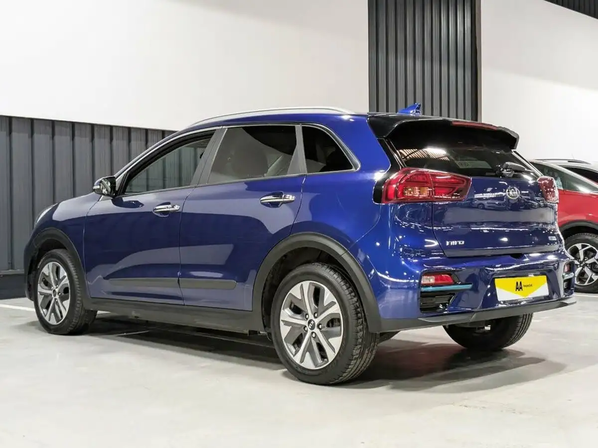 2021-kia-e-niro-ev-3-big-5