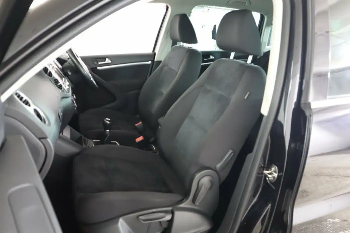 2014-volkswagen-tiguan-20tdi-match-140ps-2wd-bluemotion-tech-big-38