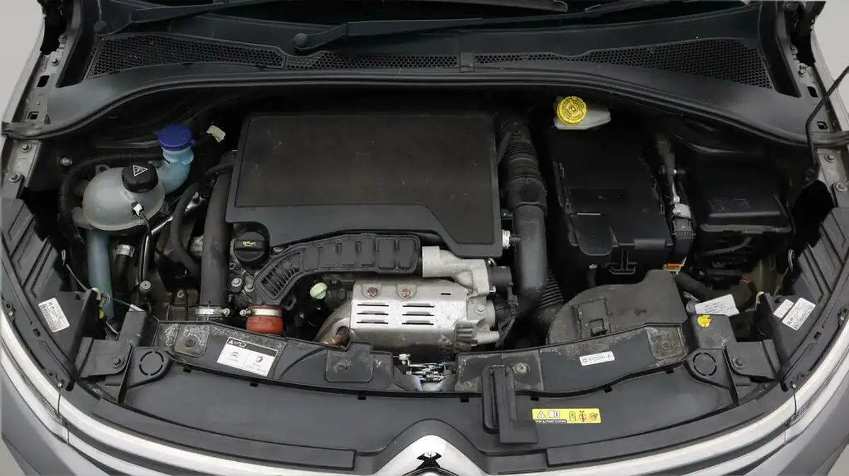 2019-citroen-c3-12-puretech-flair-110ps-ss-eat6-big-19