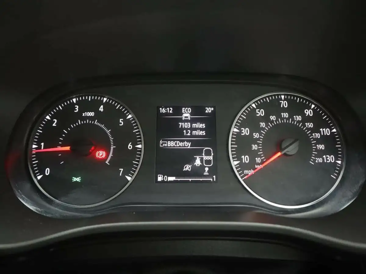 2021-dacia-sandero-stepway-10-tce-essential-90bhp-big-10