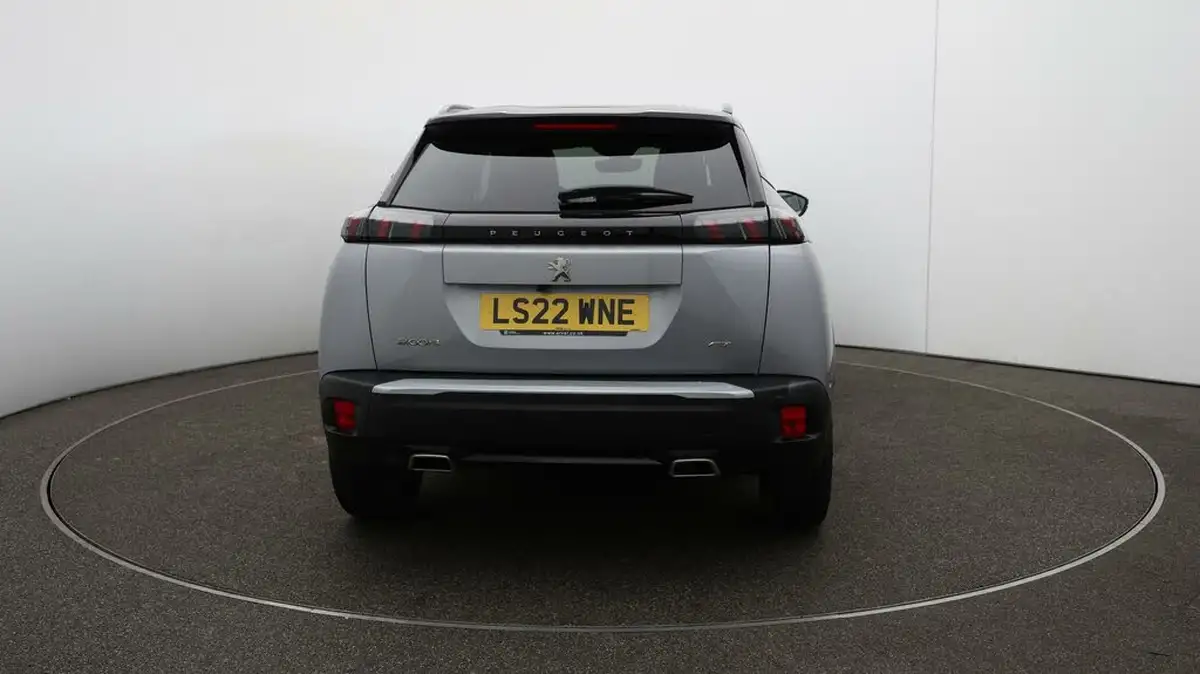 2022-peugeot-2008-suv-12-puretech-gt-big-49