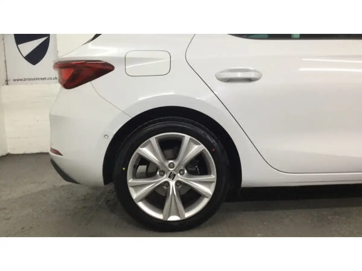 2020-seat-leon-15-tsi-evo-fr-130ps-hatchback-big-5