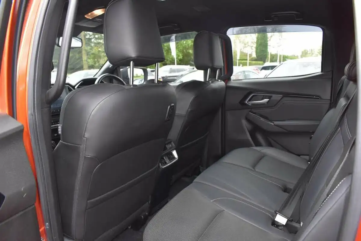 2021-isuzu-d-max-19td-v-cross-auto-big-8