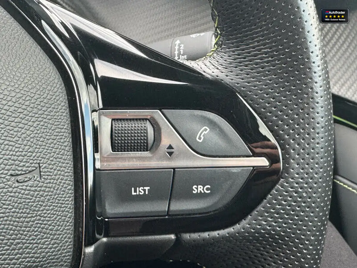 2022-peugeot-208-e-gt-premium-big-11