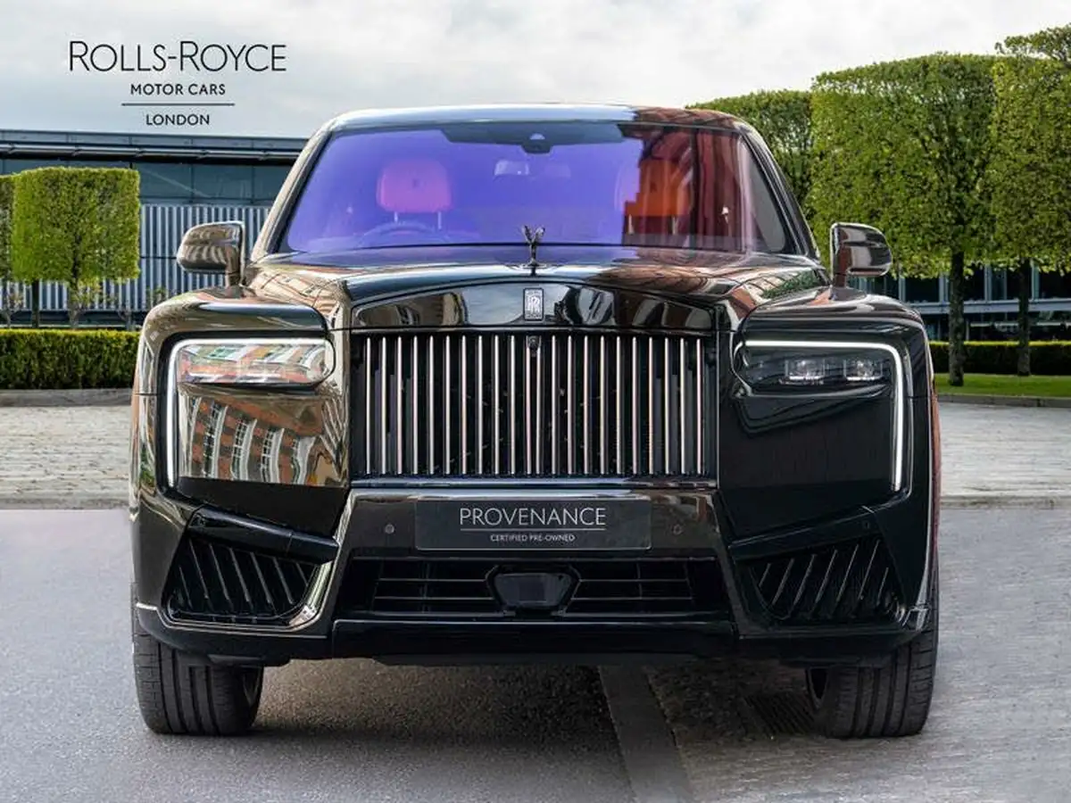 2024-rolls-royce-cullinan-675-black-badge-big-5