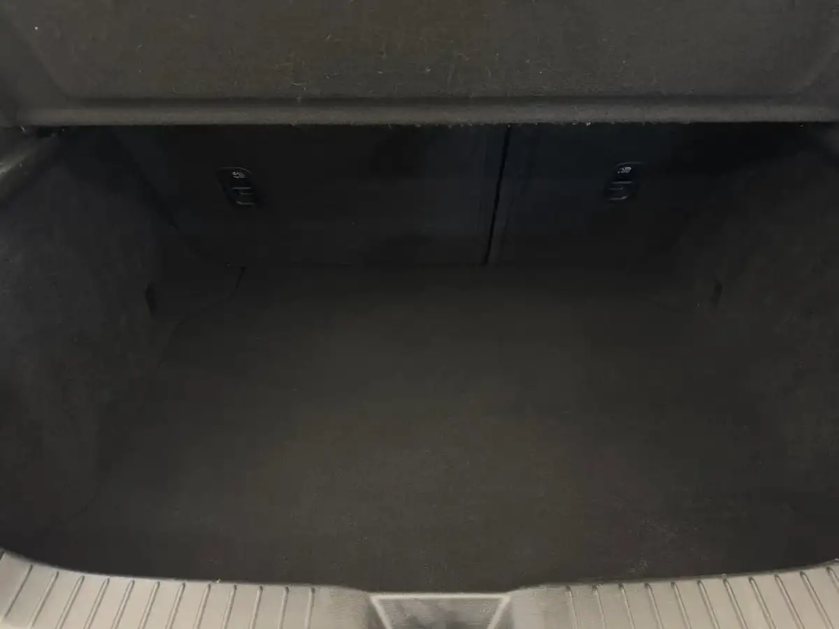 2022-mazda-mazda3-20-se-l-big-5