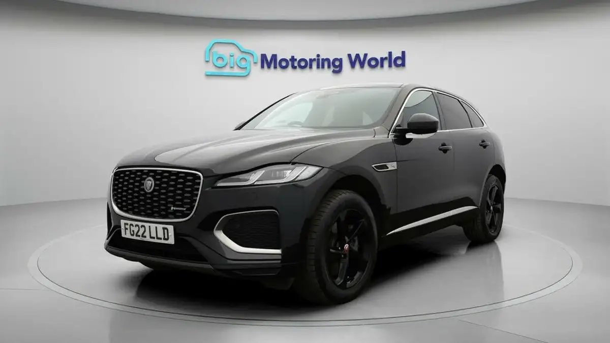 2022-jaguar-f-pace-20-d200-r-dynamic-s-big-2