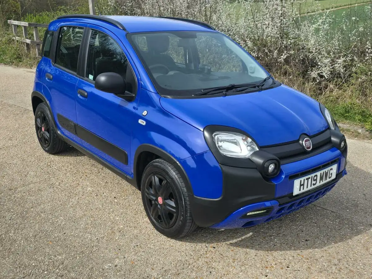 2019-fiat-panda-12-waze-ss-big-5