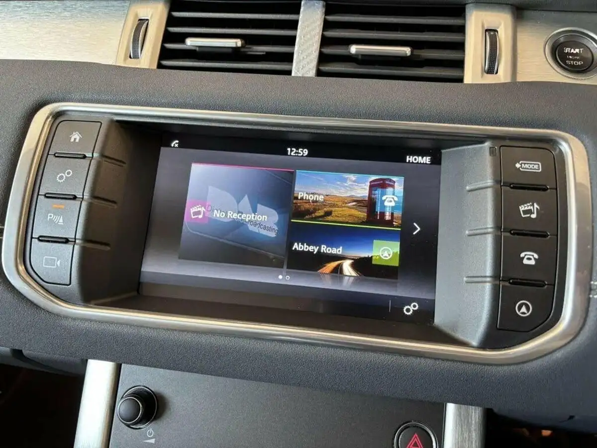 2016-land-rover-range-rover-evoque-20td4-se-tech-ss-hatchback-5d-big-41