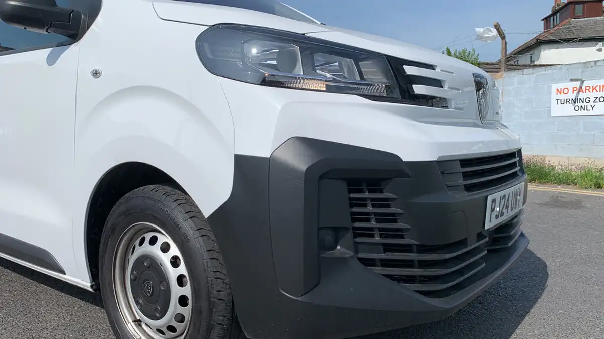 2024-peugeot-expert-20-bluehdi-professional-standard-panel-big-14