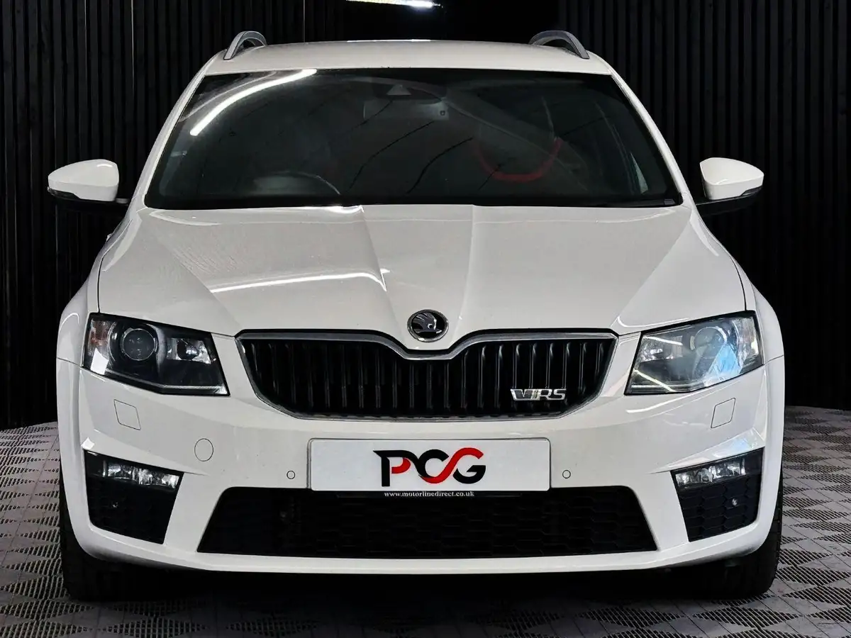 2014-skoda-octavia-20tdi-vrs-estate-dsg-big-10