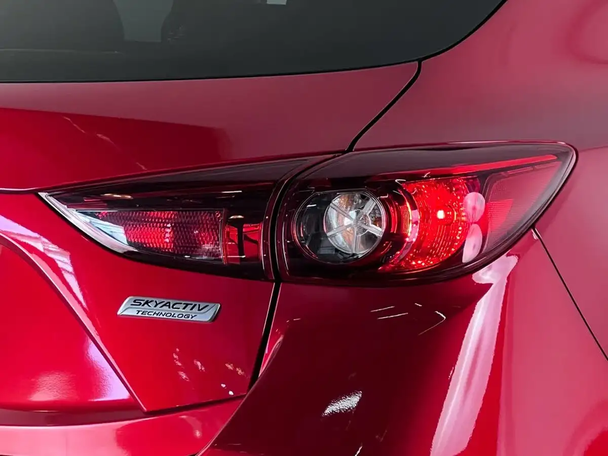 2018-mazda-mazda3-20-se-l-nav-hatchback-5d-auto-big-7