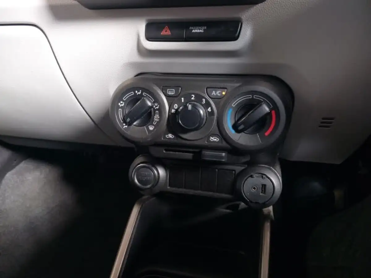 2018-suzuki-ignis-12-dualjet-sz-t-big-15