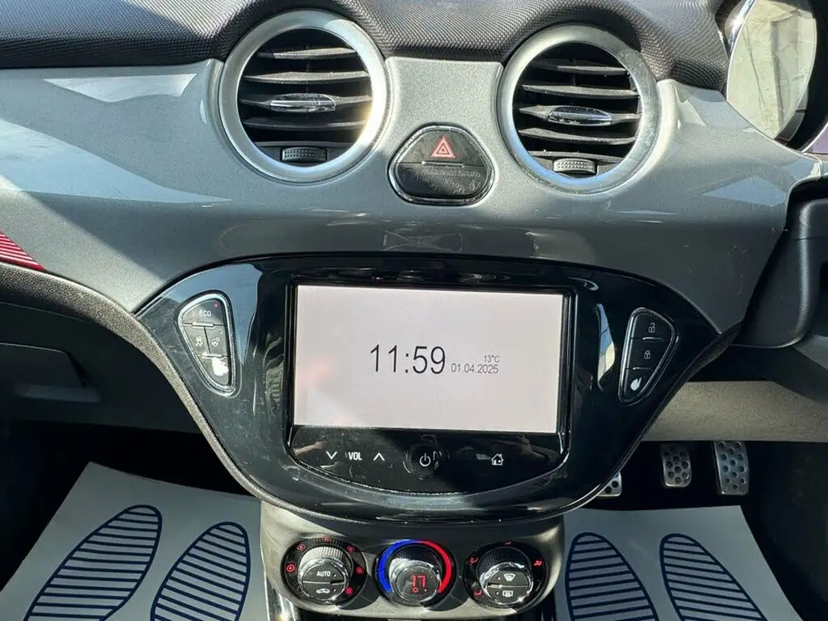 2015-vauxhall-adam-14i-16v-turbo-grand-slam-big-15
