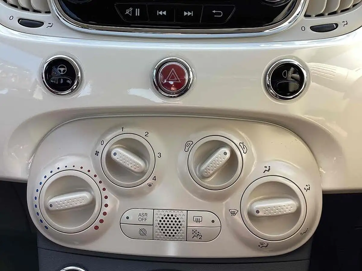 2015-fiat-500-12-pop-ss-big-24