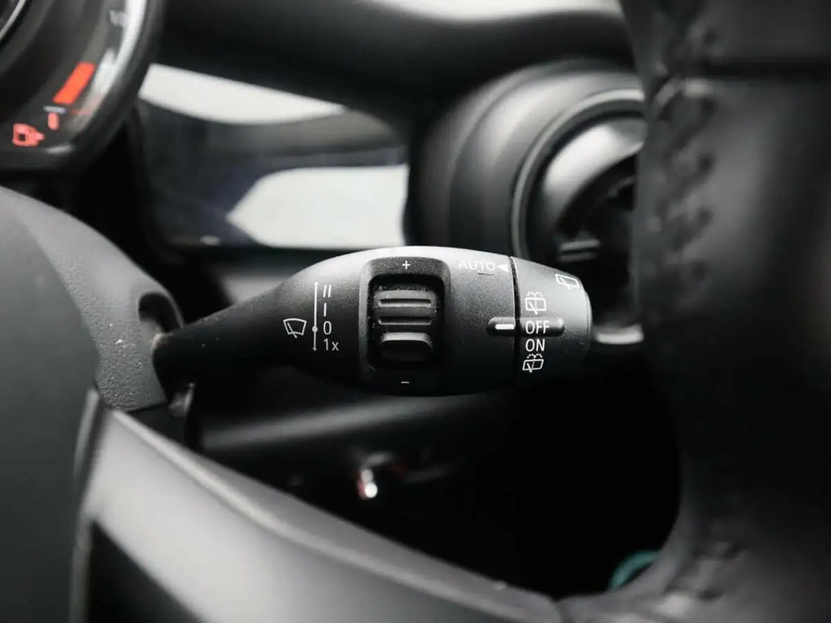 2022-mini-cooper-15-cooper-classic-hatchback-5d-auto-big-24