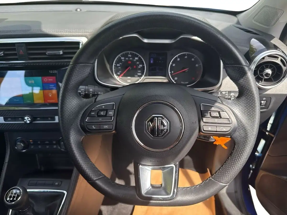 2020-mg-zs-suv-15-vti-tech-exclusive-106ps-big-10