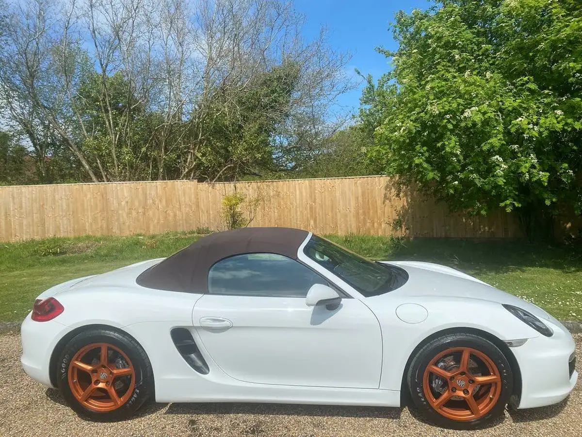 2014-porsche-boxster-27-big-7