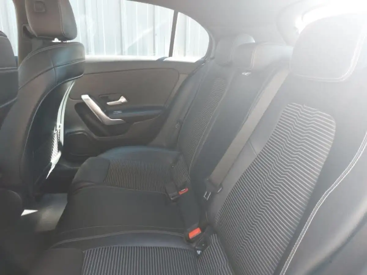 2019-mercedes-benz-a-class-13-a180-sport-executive-hatchback-5d-1332cc-7g-dct-big-5