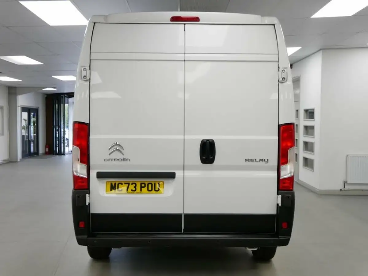 2023-citroen-relay-22bluehdi-35-l3h2-enterprise-edition-panel-big-18