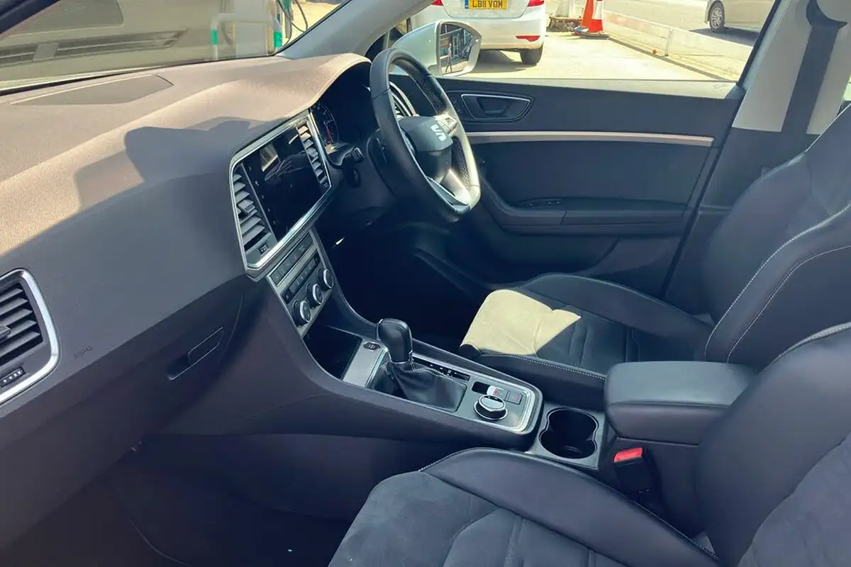 2021-seat-ateca-15-tsi-evo-xperience-dsg-big-2