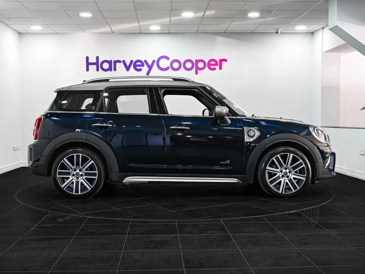2022-mini-countryman-15-cooper-s-e-phev-exclusive-premium-big-3